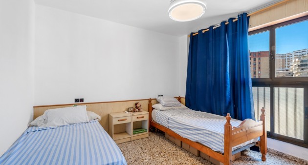 Sale - Apartment - Arenales del Sol - Segunda linea playa