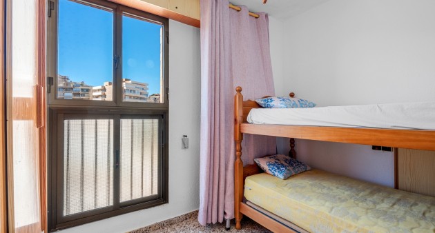 Sale - Apartment - Arenales del Sol - Segunda linea playa