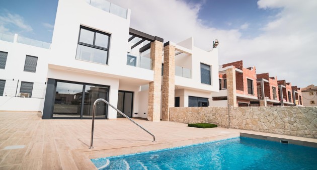 Nybygg - Villa - Orihuela costa - Punta Prima