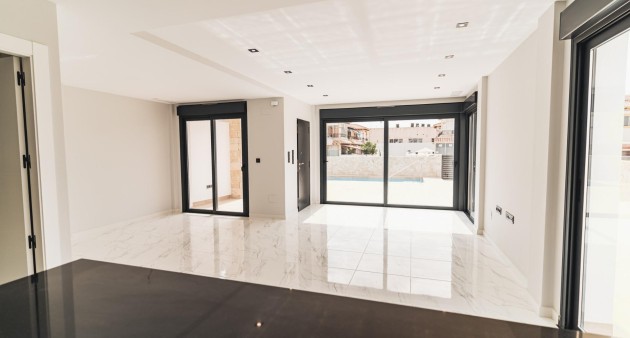 Nybygg - Villa - Orihuela costa - Punta Prima