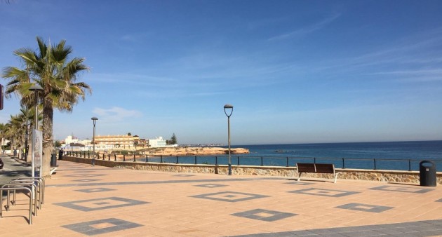 Nybygg - Villa - Pilar de La Horadada - pueblo