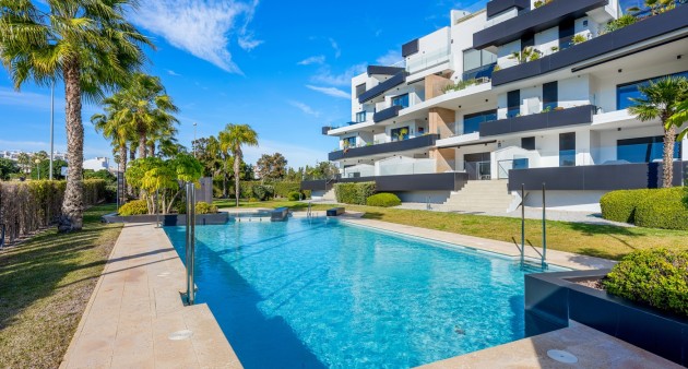 Sprzedaż - Penthouse - Villamartín