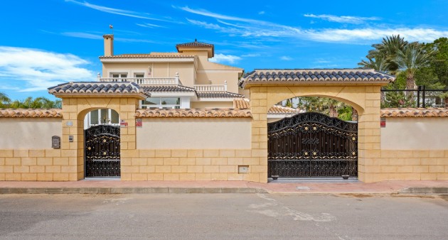 Sale - Villa - Ciudad Quesada - Rojales