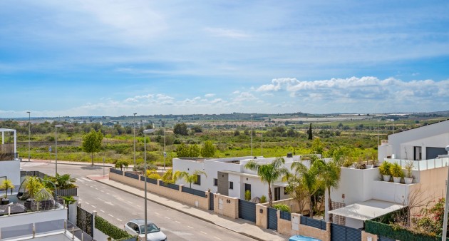 Venta - Chalet - Benijófar