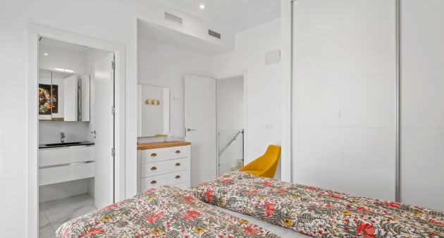 Venta - Chalet - Benijófar