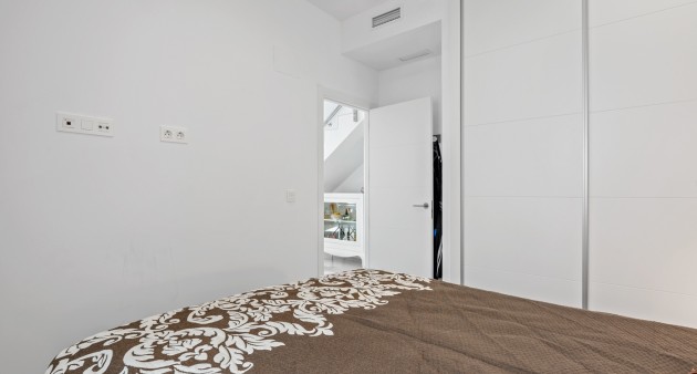 Venta - Chalet - Benijófar