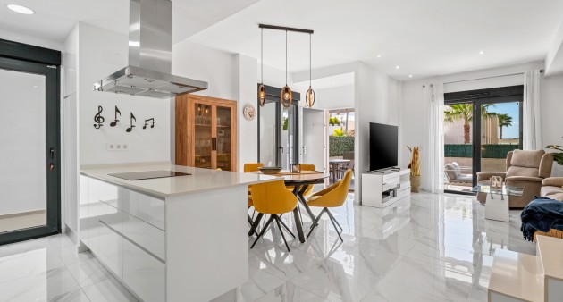 Venta - Chalet - Benijófar