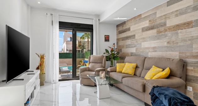 Venta - Chalet - Benijófar