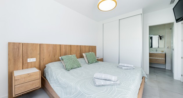 Venta - Chalet - Los Montesinos