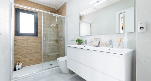 Venta - Chalet - Los Montesinos