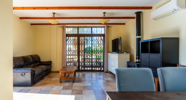 Venta - Chalet - Villamartín