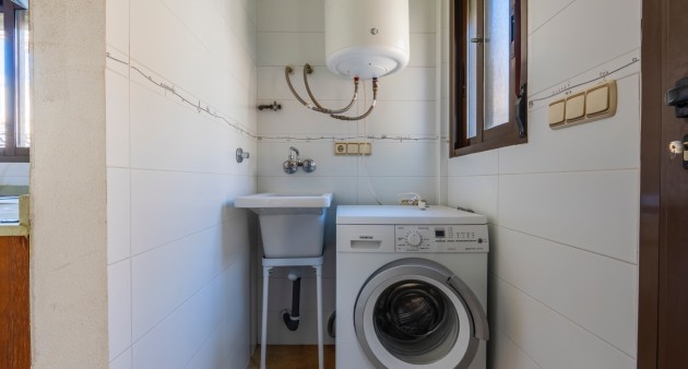 Venta - Chalet - Villamartín