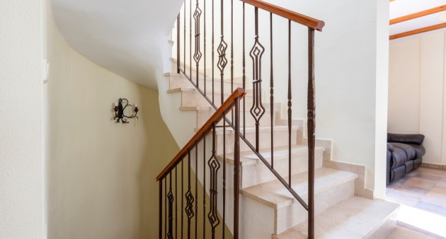 Venta - Chalet - Villamartín