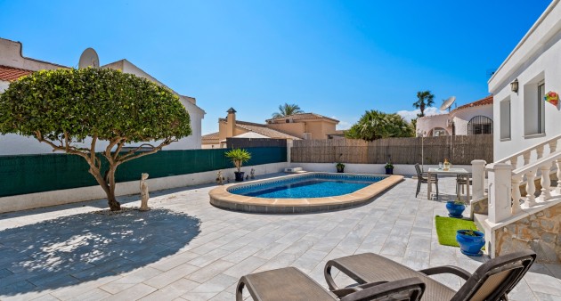 Sale - Villa - Ciudad Quesada - Rojales