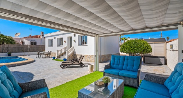 Sale - Villa - Ciudad Quesada - Rojales