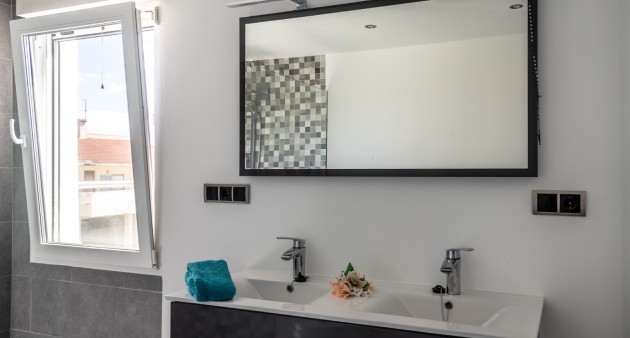 Sale - Villa - Torrevieja