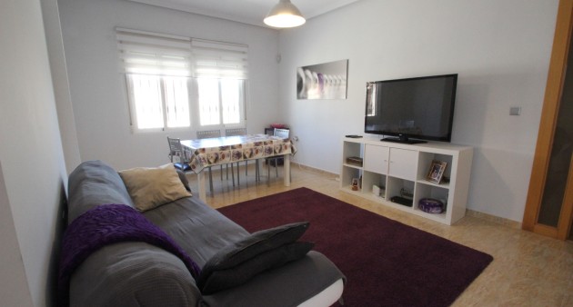 Sprzedaż - Apartament - Los Montesinos