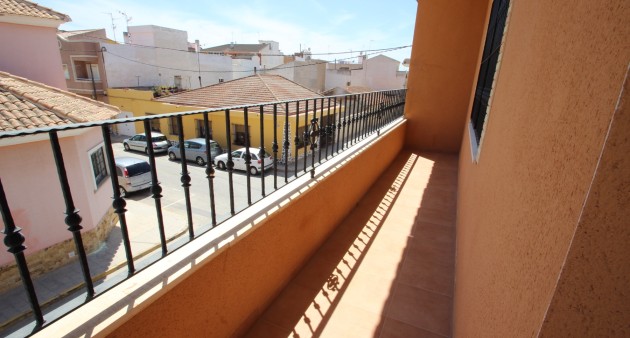 Sprzedaż - Apartament - Los Montesinos