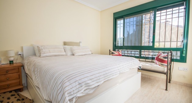 Sprzedaż - Apartament - Villamartín