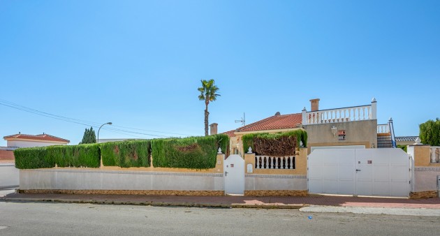 Sale - Villa - Ciudad Quesada - Rojales