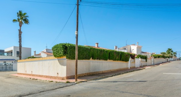 Sale - Villa - Ciudad Quesada - Rojales