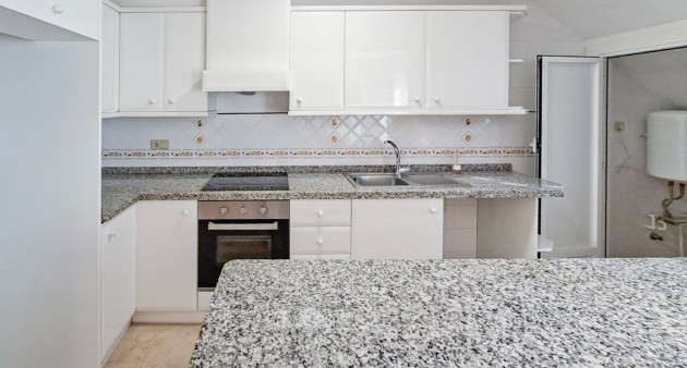 Sale - Town House - Villamartín