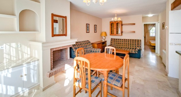 Sale - Town House - Villamartín