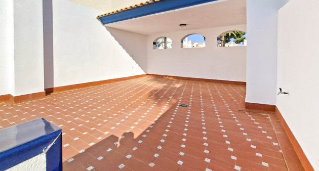 Sale - Town House - Villamartín