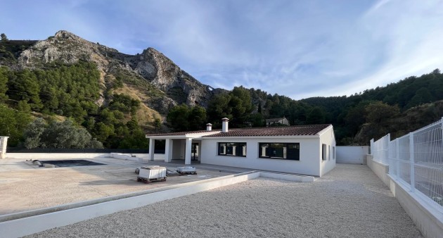 Nybygg - Villa - Penaguila - El Olivar