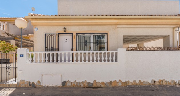 Sale - Villa - Ciudad Quesada - Rojales