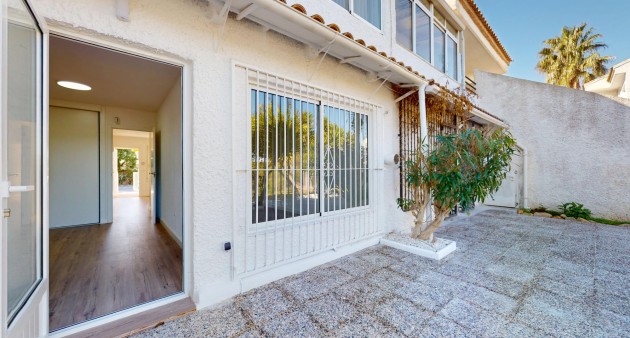 Sale - Bungalow - Orihuela costa - Villamartín