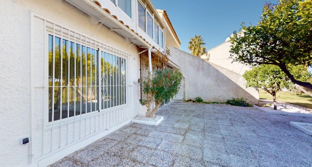 Sale - Bungalow - Orihuela costa - Villamartín