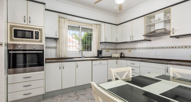 Sale - Townhouse - Torrevieja - Torrevieja - Aguas Nuevas