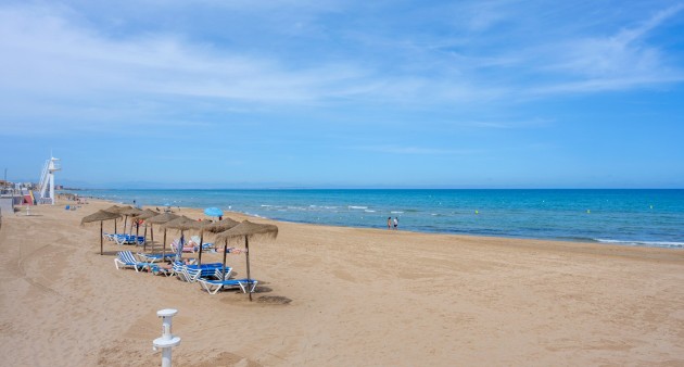 Venta - Chalet - Torrevieja - La Mata