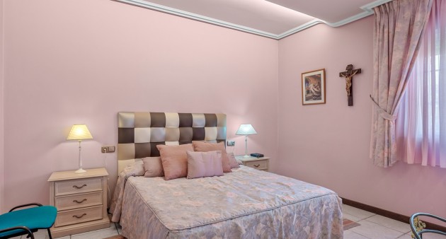 Venta - Chalet - Torrevieja - La Mata