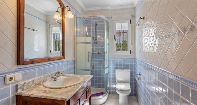 Venta - Chalet - Torrevieja - La Mata