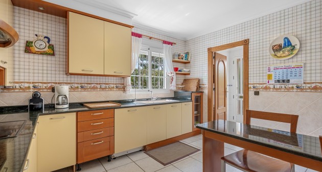 Venta - Chalet - Torrevieja - La Mata