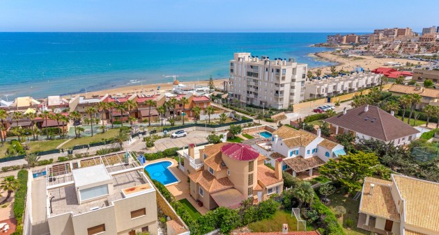 Venta - Chalet - Torrevieja - La Mata