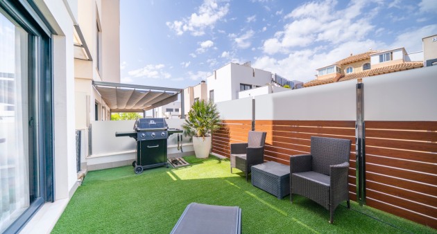 Sale - Villa - Torrevieja