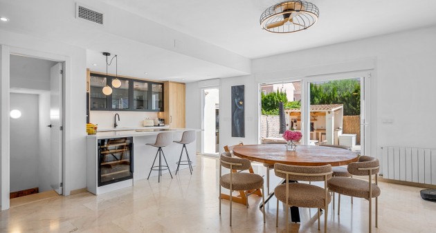 Sale - Townhouse - Alicante - Playa San Juan