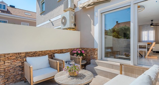 Sale - Townhouse - Alicante - Playa San Juan