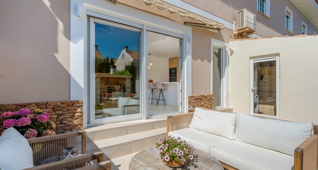 Sale - Townhouse - Alicante - Playa San Juan