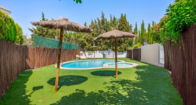 Sale - Townhouse - Alicante - Playa San Juan