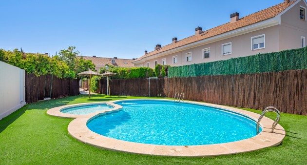 Sale - Townhouse - Alicante - Playa San Juan