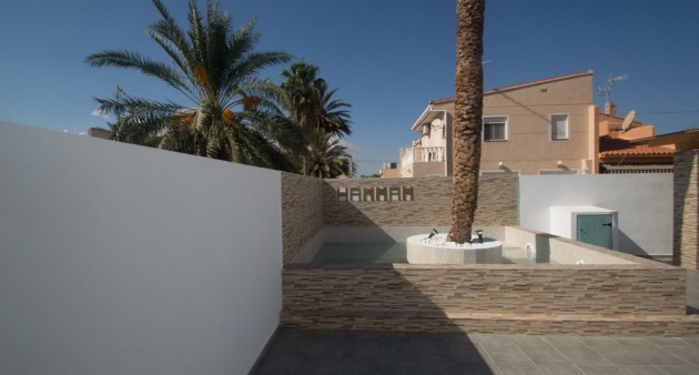 Verkoop - Villa - Torrevieja - Torrevieja,  Torretta Florida