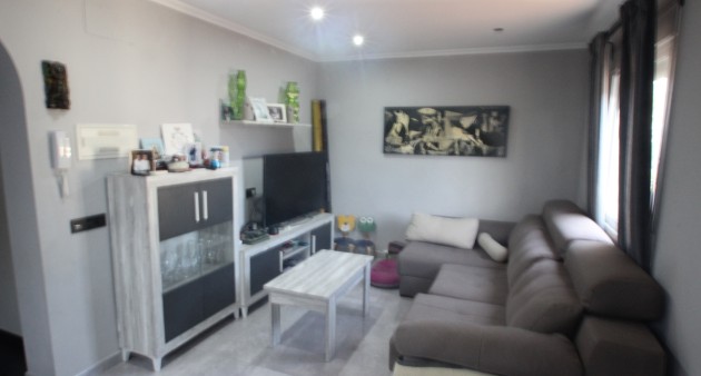 Venta - Chalet - Torrevieja  La Siesta