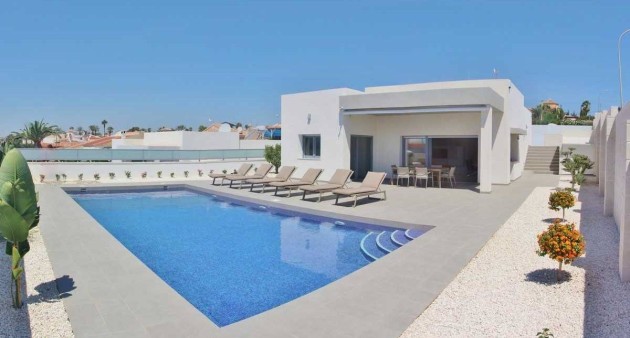 Nueva construcción  - Chalet - Benijófar