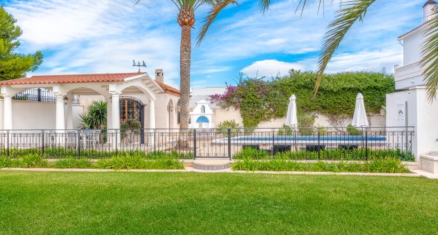 Vente - Villa - San Isidro