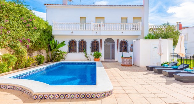 Vente - Villa - San Isidro