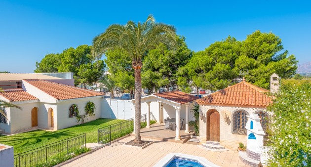 Vente - Villa - San Isidro